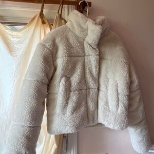 ALO Sherpa Snow Angel Puffer